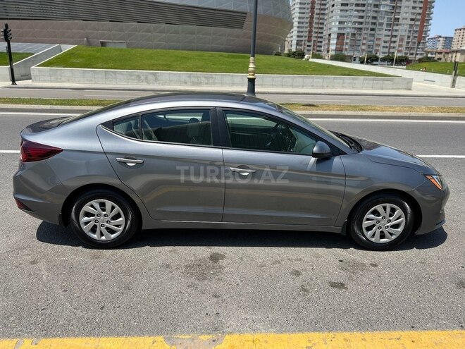 Hyundai Elantra 2019, 24,000 km - 2.0 l - Bakı