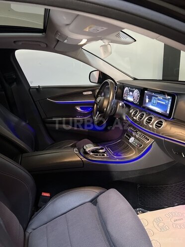 Mercedes E 200 2018, 99,500 km - 2.0 л - Bakı
