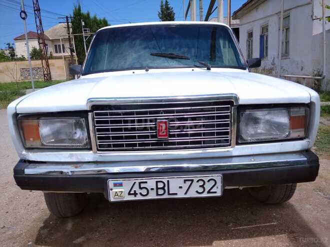 LADA (VAZ) 2107 1983, 10,000 km - 1.6 l - Salyan
