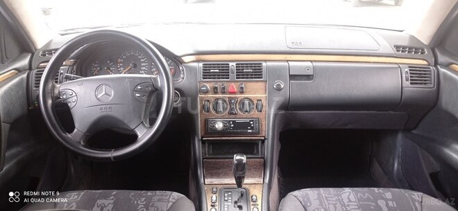 Mercedes E 240 1998, 245,123 km - 2.4 l - Sumqayıt