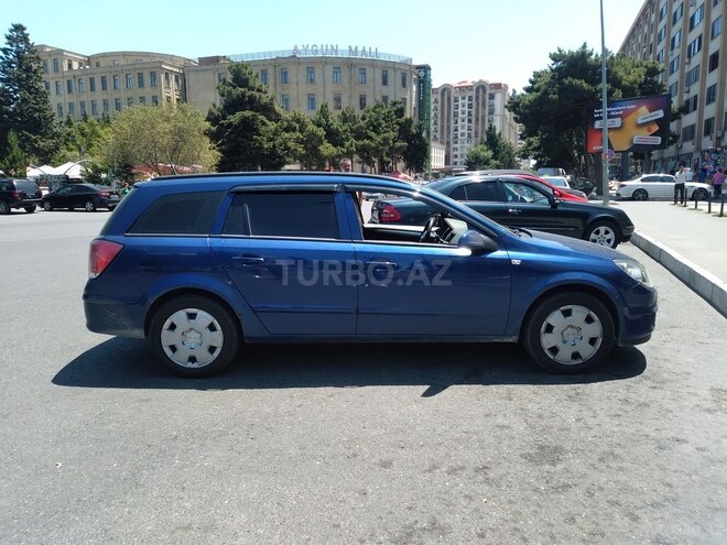 Opel Astra 2005, 203,000 km - 1.4 л - Bakı