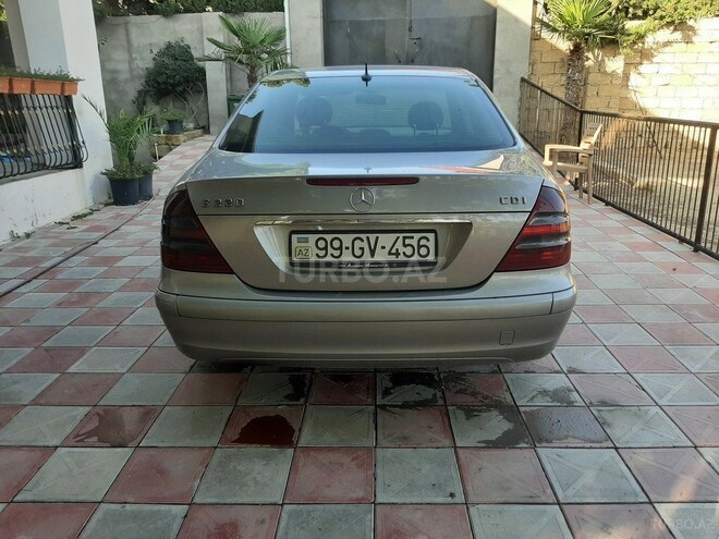 Mercedes E 220 2002, 378,850 km - 2.2 l - Bakı