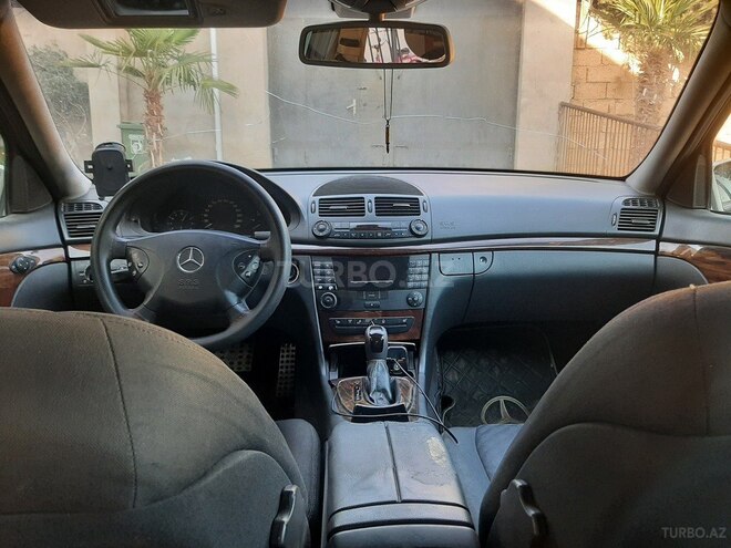 Mercedes E 220 2002, 378,850 km - 2.2 l - Bakı