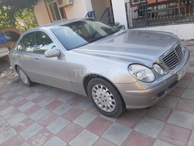 Mercedes E 220 2002, 378,850 km - 2.2 l - Bakı