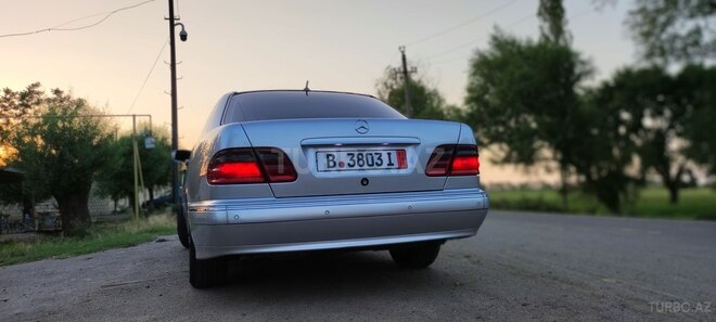 Mercedes E 220 2000, 469,131 km - 2.2 l - Ağdam