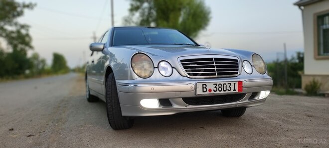 Mercedes E 220 2000, 469,131 km - 2.2 l - Ağdam