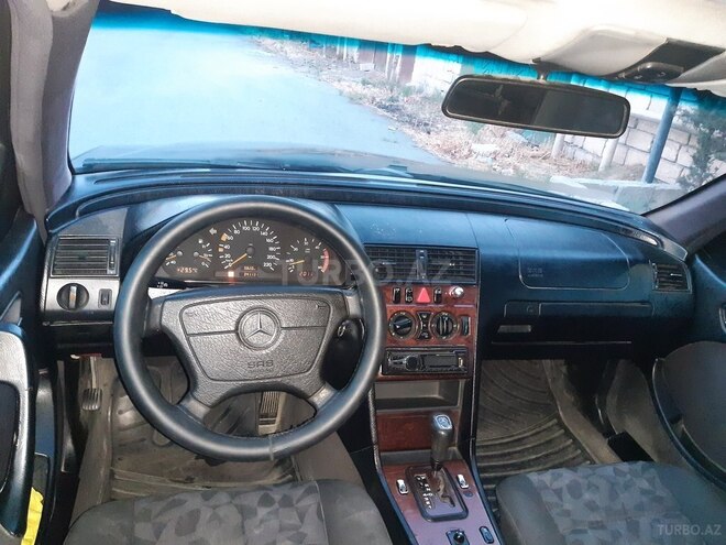 Mercedes C 220 1999, 341,131 km - 2.2 l - Bakı