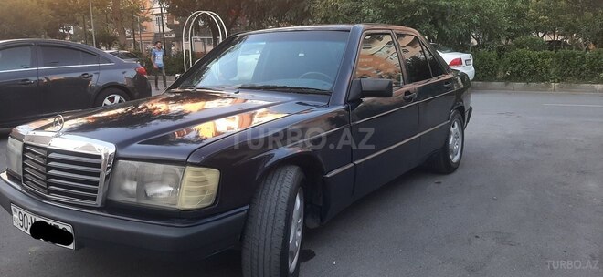 Mercedes 190 1990, 236,211 km - 2.0 l - Bakı