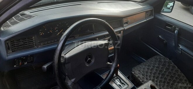 Mercedes 190 1990, 236,211 km - 2.0 l - Bakı