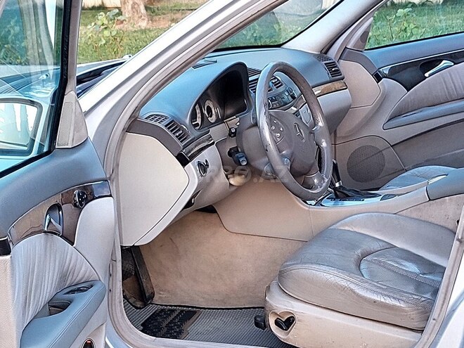 Mercedes E 270 2002, 379,000 km - 2.7 l - Bakı