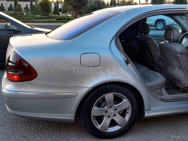 Mercedes E 270 2002, 379,000 km - 2.7 l - Bakı