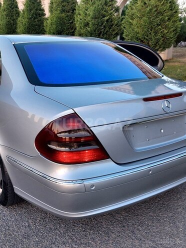 Mercedes E 270 2002, 379,000 km - 2.7 l - Bakı