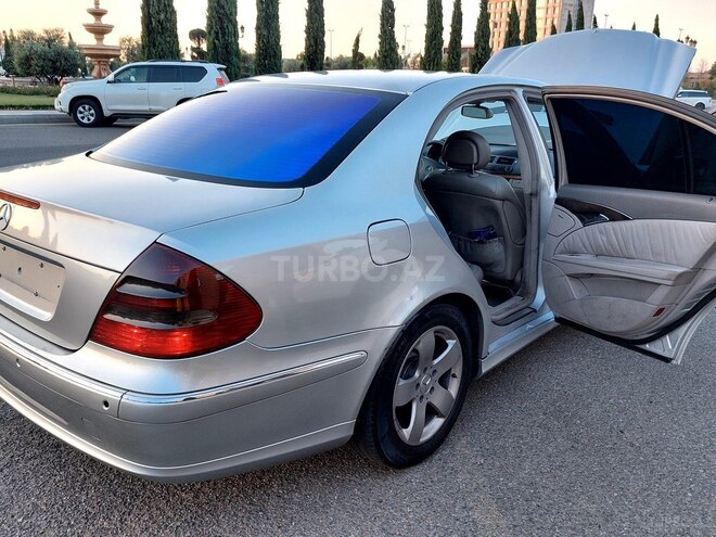 Mercedes E 270 2002, 379,000 km - 2.7 l - Bakı