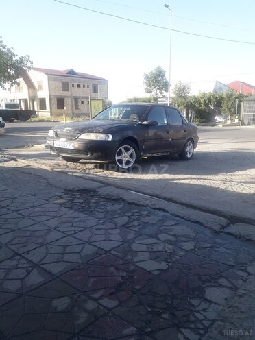 Opel Vectra 1996, 21,458 km - 1.6 l - Bakı