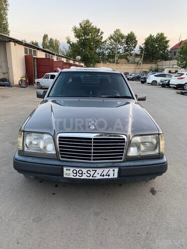 Mercedes E 290 1990, 232,000 km - 2.9 l - Gəncə