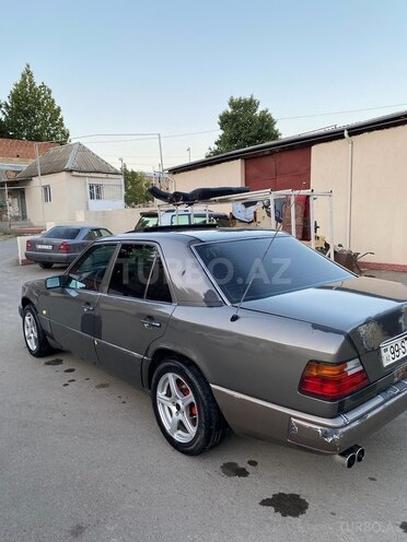 Mercedes E 290 1990, 232,000 km - 2.9 l - Gəncə