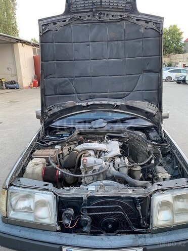 Mercedes E 290 1990, 232,000 km - 2.9 l - Gəncə