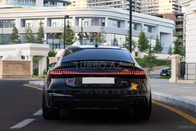 Audi A7 2018, 61,000 km - 3.0 l - Bakı