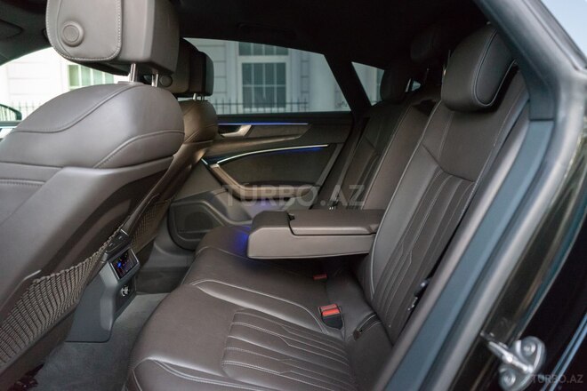 Audi A7 2018, 61,000 km - 3.0 l - Bakı