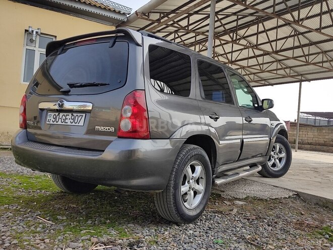 Mazda Tribute 2005, 163,300 km - 3.0 l - Saatlı