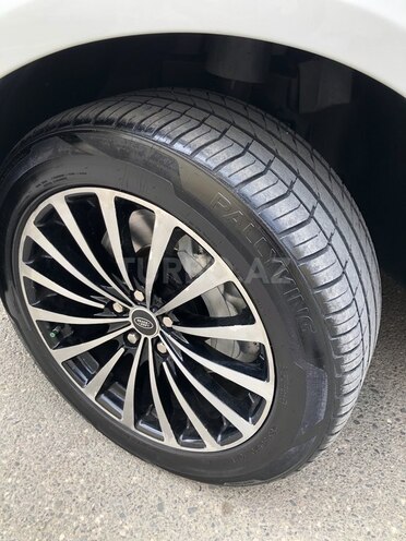 Land Rover Range Rover 2010, 229,000 km - 5.0 l - Bakı