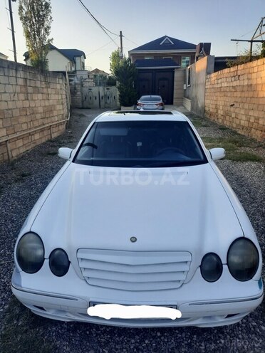 Mercedes E 220 2000, 447,862 km - 2.2 l - Bakı