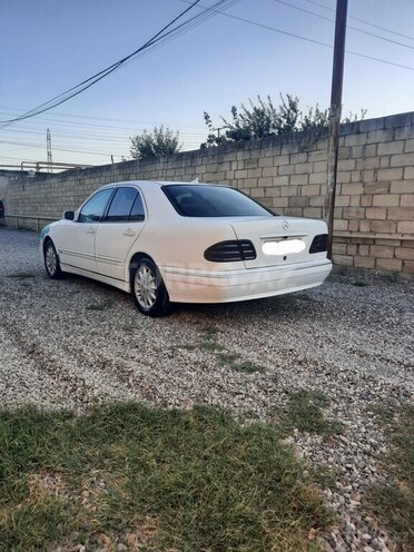 Mercedes E 220 2000, 447,862 km - 2.2 l - Bakı