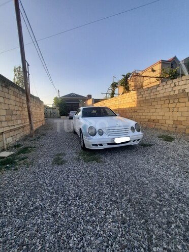 Mercedes E 220 2000, 447,862 km - 2.2 l - Bakı
