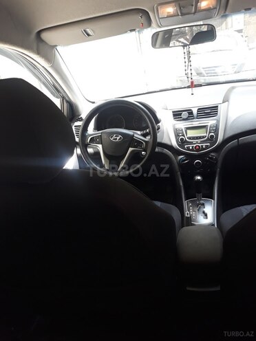 Hyundai Accent 2013, 220,000 km - 1.6 l - Bakı