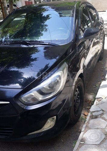 Hyundai Accent 2013, 220,000 km - 1.6 l - Bakı