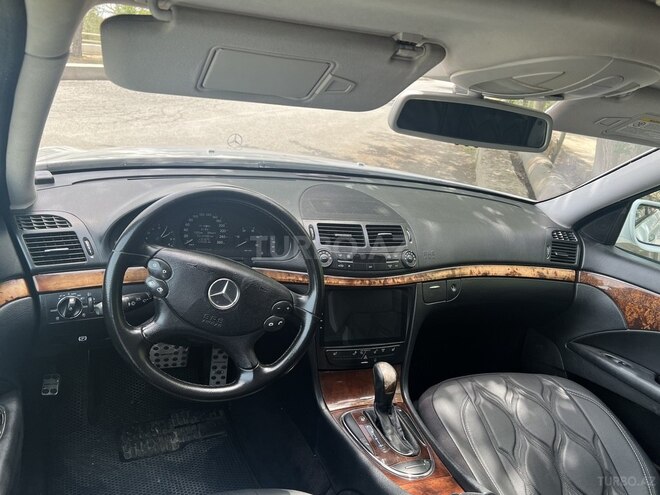 Mercedes E 220 2006, 365,000 km - 2.2 l - Bakı