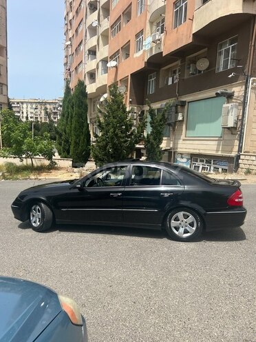 Mercedes E 240 2003, 316,000 km - 2.6 l - Bakı