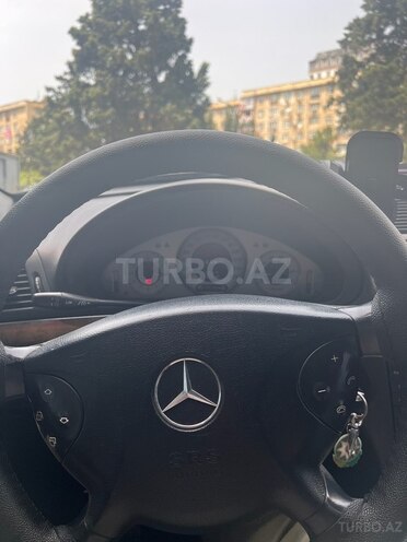 Mercedes E 240 2003, 316,000 km - 2.6 l - Bakı