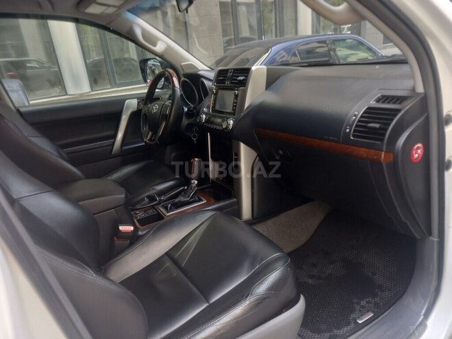 Toyota Prado 2010, 202,000 km - 2.7 l - Bakı