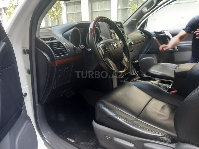 Toyota Prado 2010, 202,000 km - 2.7 l - Bakı