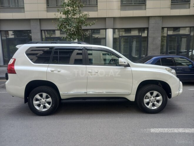 Toyota Prado 2010, 202,000 km - 2.7 l - Bakı