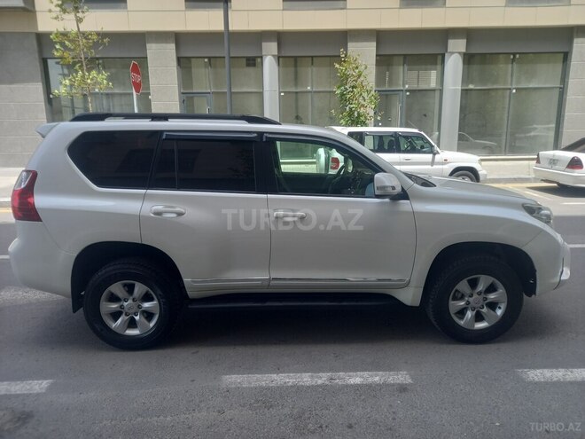 Toyota Prado 2010, 202,000 km - 2.7 l - Bakı
