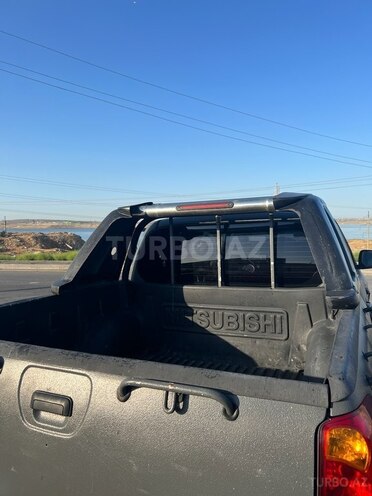Mitsubishi L200 2007, 245,200 km - 2.5 l - Bakı