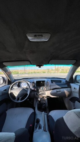 Mitsubishi L200 2007, 245,200 km - 2.5 l - Bakı