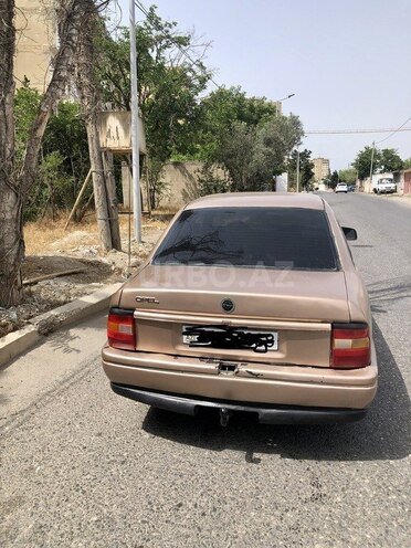 Opel Vectra 1992, 320,000 km - 1.6 l - Bakı