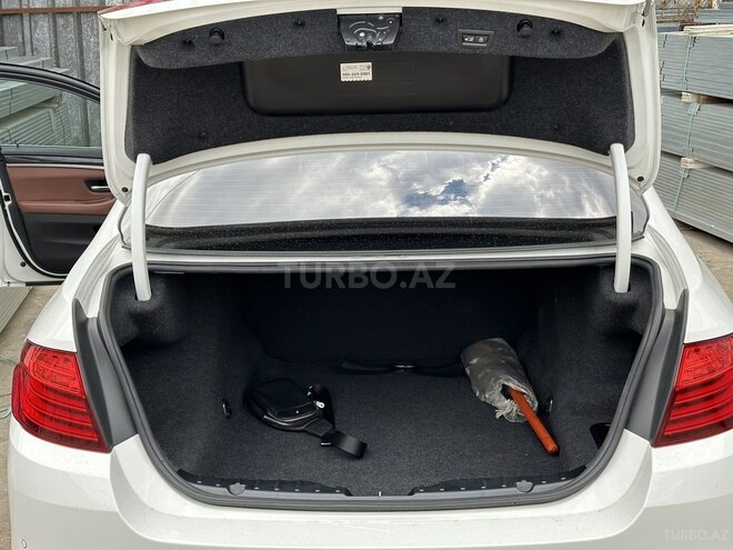 BMW 520 2014, 107,000 km - 2.0 l - Bakı