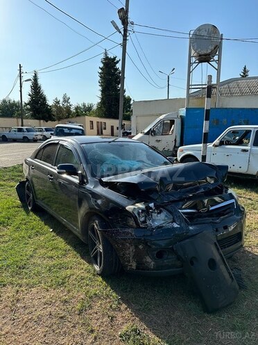 Toyota Avensis 2006, 250,000 km - 2.0 l - İmişli
