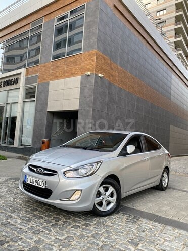 Hyundai Accent 2011, 225,000 km - 1.4 l - Bakı
