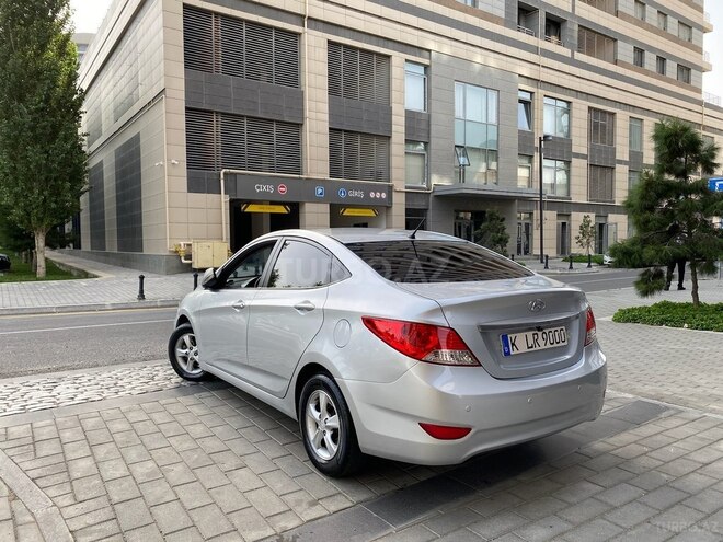 Hyundai Accent 2011, 225,000 km - 1.4 l - Bakı