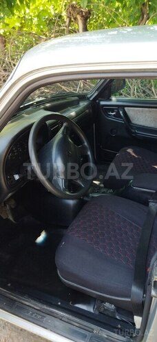 GAZ 3110 2003, 304,444 km - 2.4 l - Qax