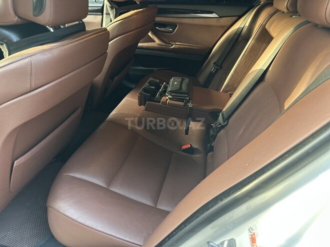 BMW 528 2013, 170,000 km - 2.0 л - Bakı