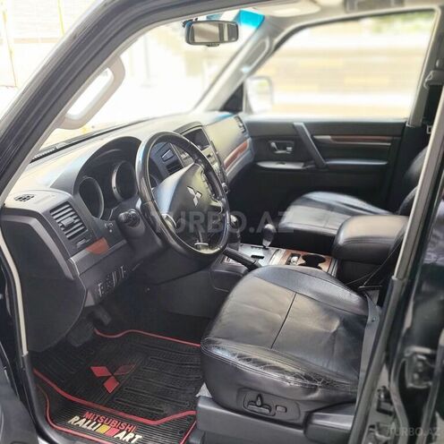 Mitsubishi Pajero 2008, 200,000 km - 3.0 l - Bakı