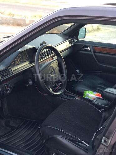 Mercedes E 200 1995, 380,000 km - 2.0 l - Bakı