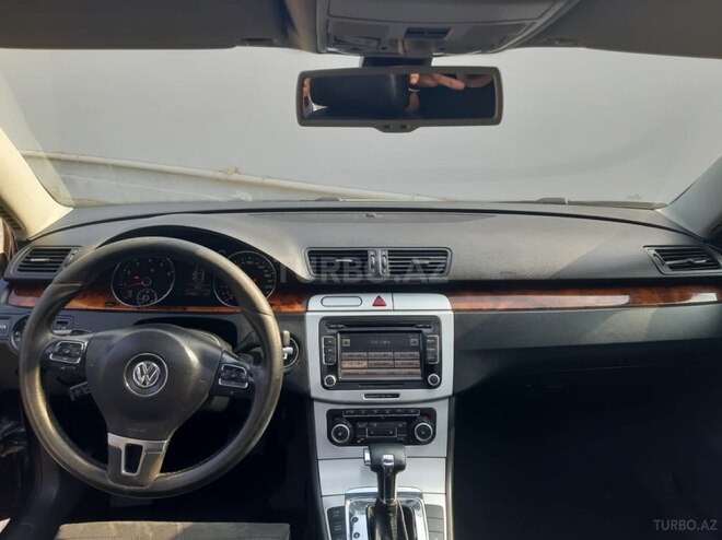 Volkswagen Passat 2010, 217,000 km - 1.8 l - Bakı