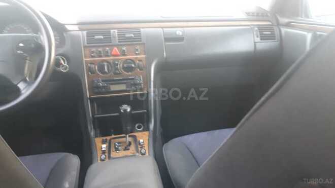 Mercedes E 280 2000, 328,076 km - 2.8 l - Bakı